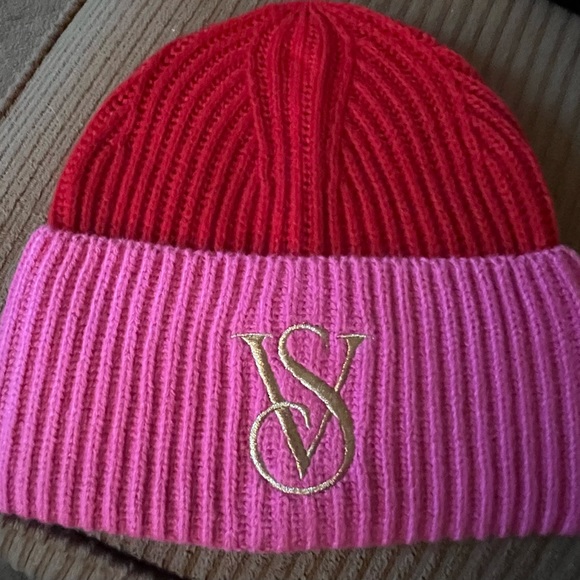 Victoria's Secret Accessories - Victoria’s Secret beanie brand new